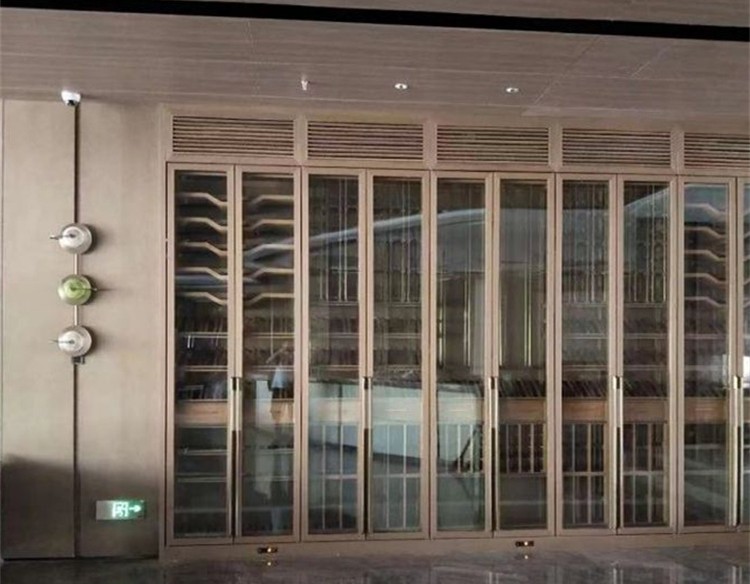 定制不銹鋼酒柜注意事項有哪些？